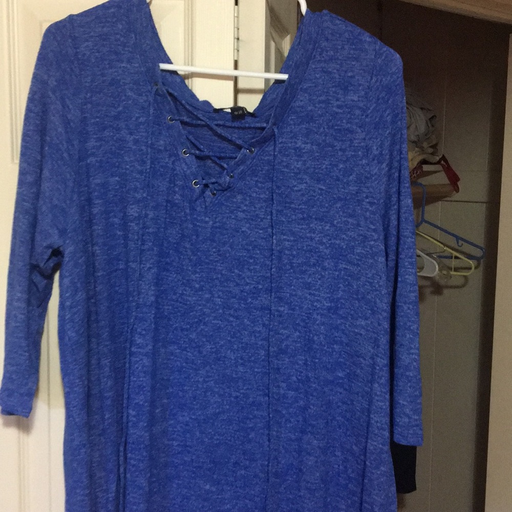 Blue Long sleeve shirt